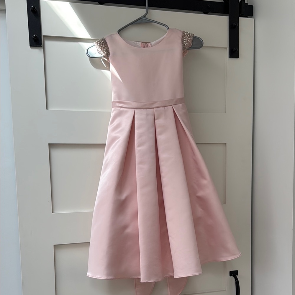 Stunning pale pink satin formal dress by Petite Adele, size 7-8, in EUC